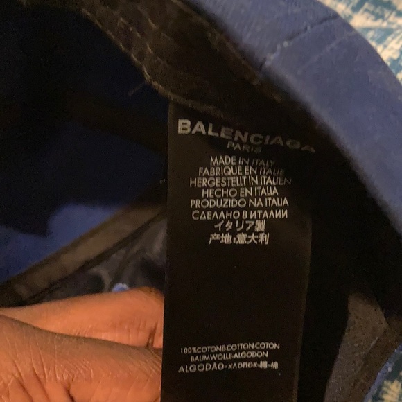 Balenciaga Hat - Picture 4 of 4